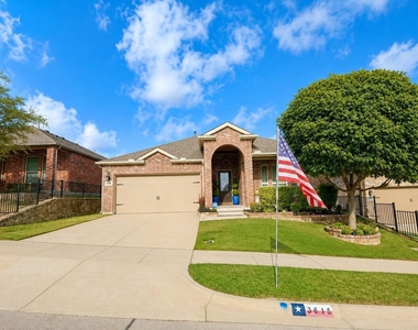 3615 Brazos Street - Photo Thumbnail 1