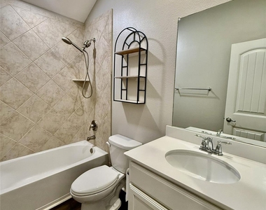 3615 Brazos Street - Photo Thumbnail 24