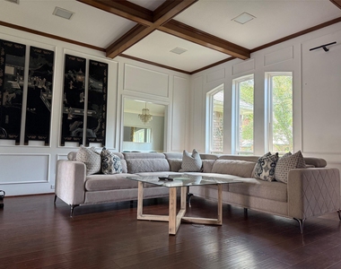 1517 Aylesbury Lane - Photo Thumbnail 5