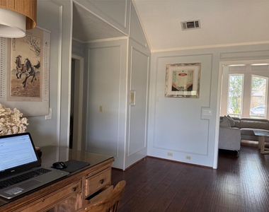 1517 Aylesbury Lane - Photo Thumbnail 8