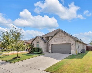 1017 Fairhaven Drive - Photo Thumbnail 1