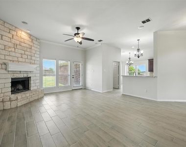113 Shumard Drive - Photo Thumbnail 20