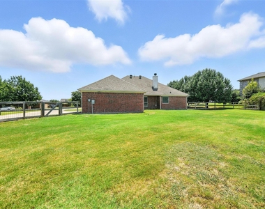 113 Shumard Drive - Photo Thumbnail 38