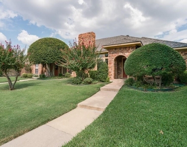 3346 Lanarc Drive - Photo Thumbnail 1