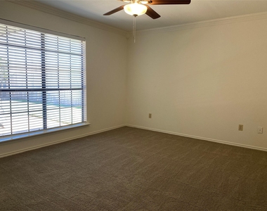 3346 Lanarc Drive - Photo Thumbnail 11