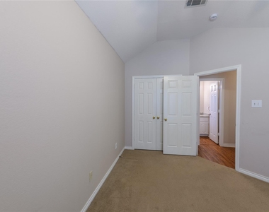 3120 Steve Drive - Photo Thumbnail 18