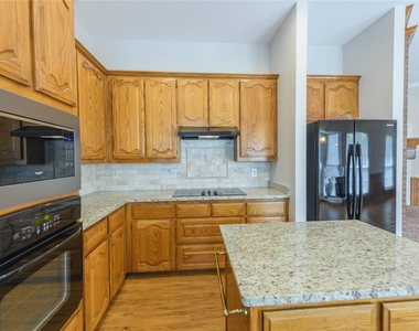 3120 Steve Drive - Photo Thumbnail 10