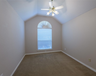 3120 Steve Drive - Photo Thumbnail 17