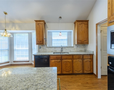 3120 Steve Drive - Photo Thumbnail 11