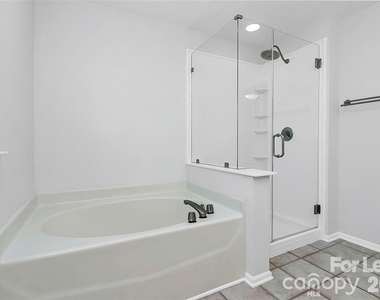 10978 Princeton Village Drive - Photo Thumbnail 8