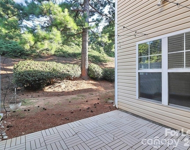 10978 Princeton Village Drive - Photo Thumbnail 16