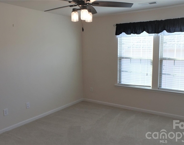 1006 Hudson Mill Drive - Photo Thumbnail 19