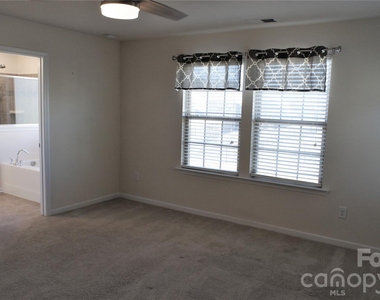 1006 Hudson Mill Drive - Photo Thumbnail 32
