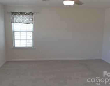 1006 Hudson Mill Drive - Photo Thumbnail 34