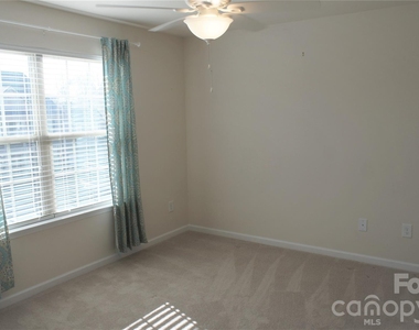 1006 Hudson Mill Drive - Photo Thumbnail 22
