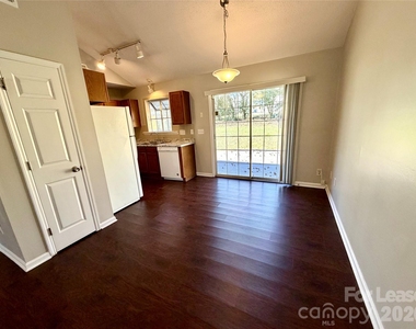6621 Goldfinch Road - Photo Thumbnail 5