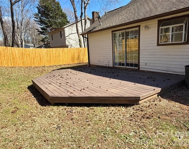 6621 Goldfinch Road - Photo Thumbnail 18