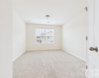 6005 Sweetbay Lane - Photo Thumbnail 18