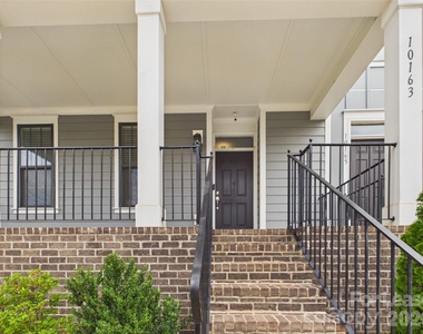 10163 Meeting House Drive Nw - Photo Thumbnail 1