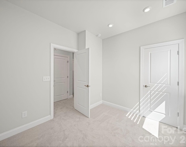424 Old Town Village Road - Photo Thumbnail 34