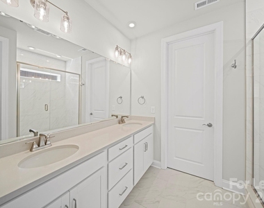 424 Old Town Village Road - Photo Thumbnail 30