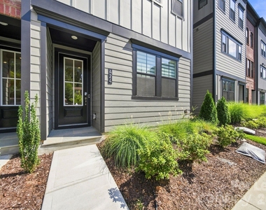 424 Old Town Village Road - Photo Thumbnail 2