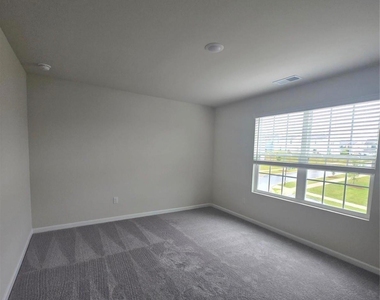 13123 Hampton Bay Lane - Photo Thumbnail 5