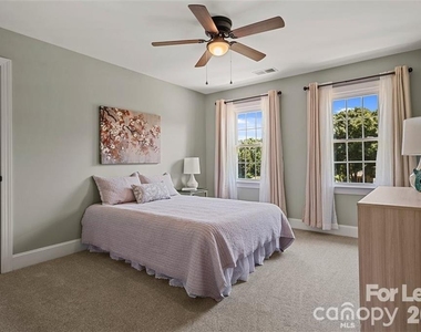 6135 Highview Road - Photo Thumbnail 25