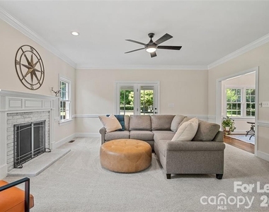 6135 Highview Road - Photo Thumbnail 7