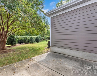 15407 St Christopher Court - Photo Thumbnail 16