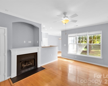 15407 St Christopher Court - Photo Thumbnail 4