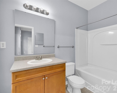 15407 St Christopher Court - Photo Thumbnail 13