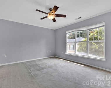 15407 St Christopher Court - Photo Thumbnail 7