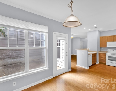 15407 St Christopher Court - Photo Thumbnail 3