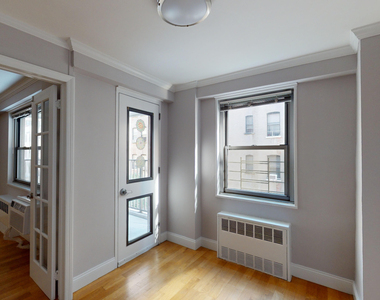50 West 97th Street - Photo Thumbnail 2