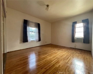 2259 S San Antonio - Photo Thumbnail 5