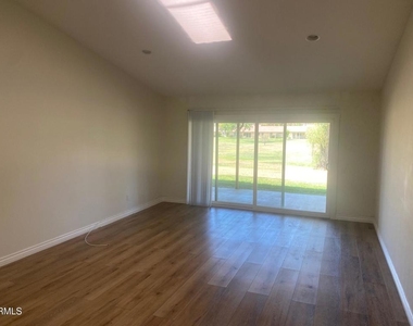 17135 Village 17 - Photo Thumbnail 4
