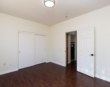 778 Entrada Drive - Photo Thumbnail 8