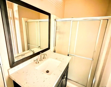 15920 Alta Vista - Photo Thumbnail 19
