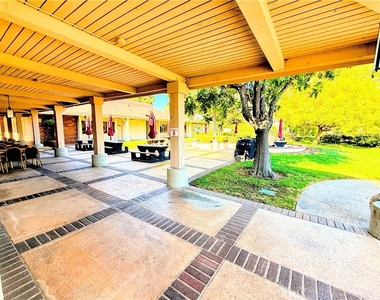 15920 Alta Vista - Photo Thumbnail 18