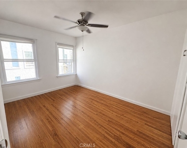 1716 7th Avenue - Photo Thumbnail 5
