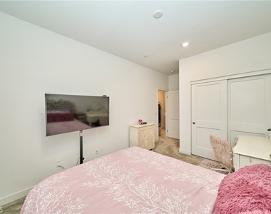 10526 Triple Crown Lane - Photo Thumbnail 17