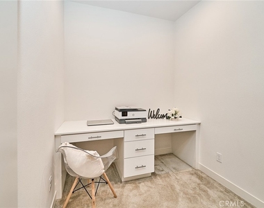 10526 Triple Crown Lane - Photo Thumbnail 14