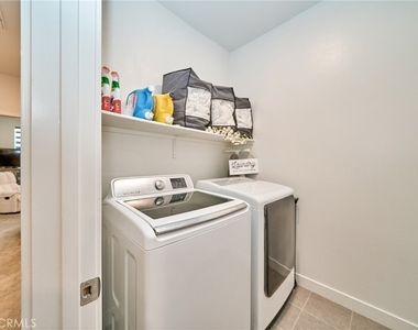 10526 Triple Crown Lane - Photo Thumbnail 22