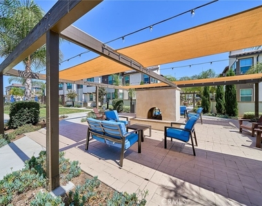 10526 Triple Crown Lane - Photo Thumbnail 27