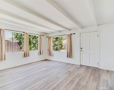 9652 Rincon Avenue - Photo Thumbnail 9