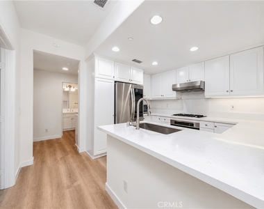 140 Talmadge - Photo Thumbnail 6