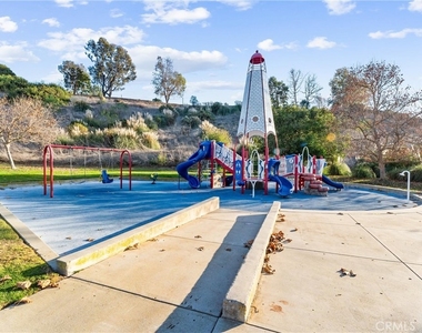 18 Byron Close - Photo Thumbnail 25