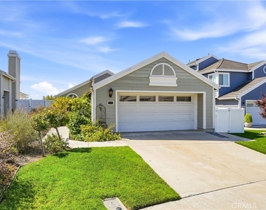 18 Byron Close - Photo Thumbnail 2