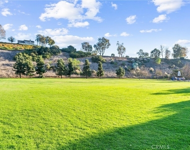 18 Byron Close - Photo Thumbnail 23